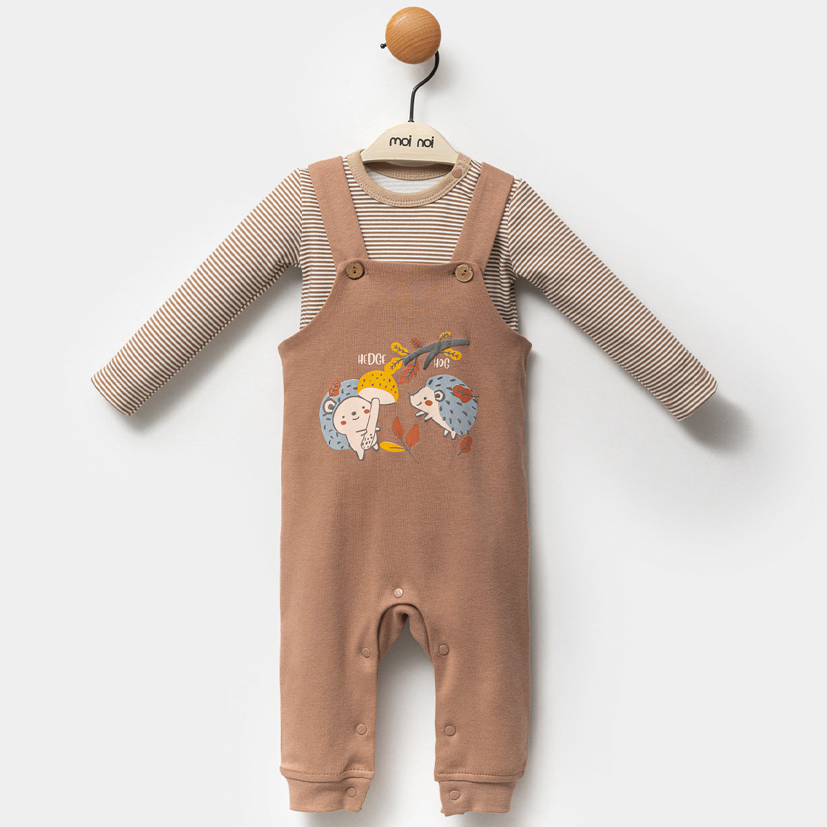 Pantallona me Tregera dhe Bluzë