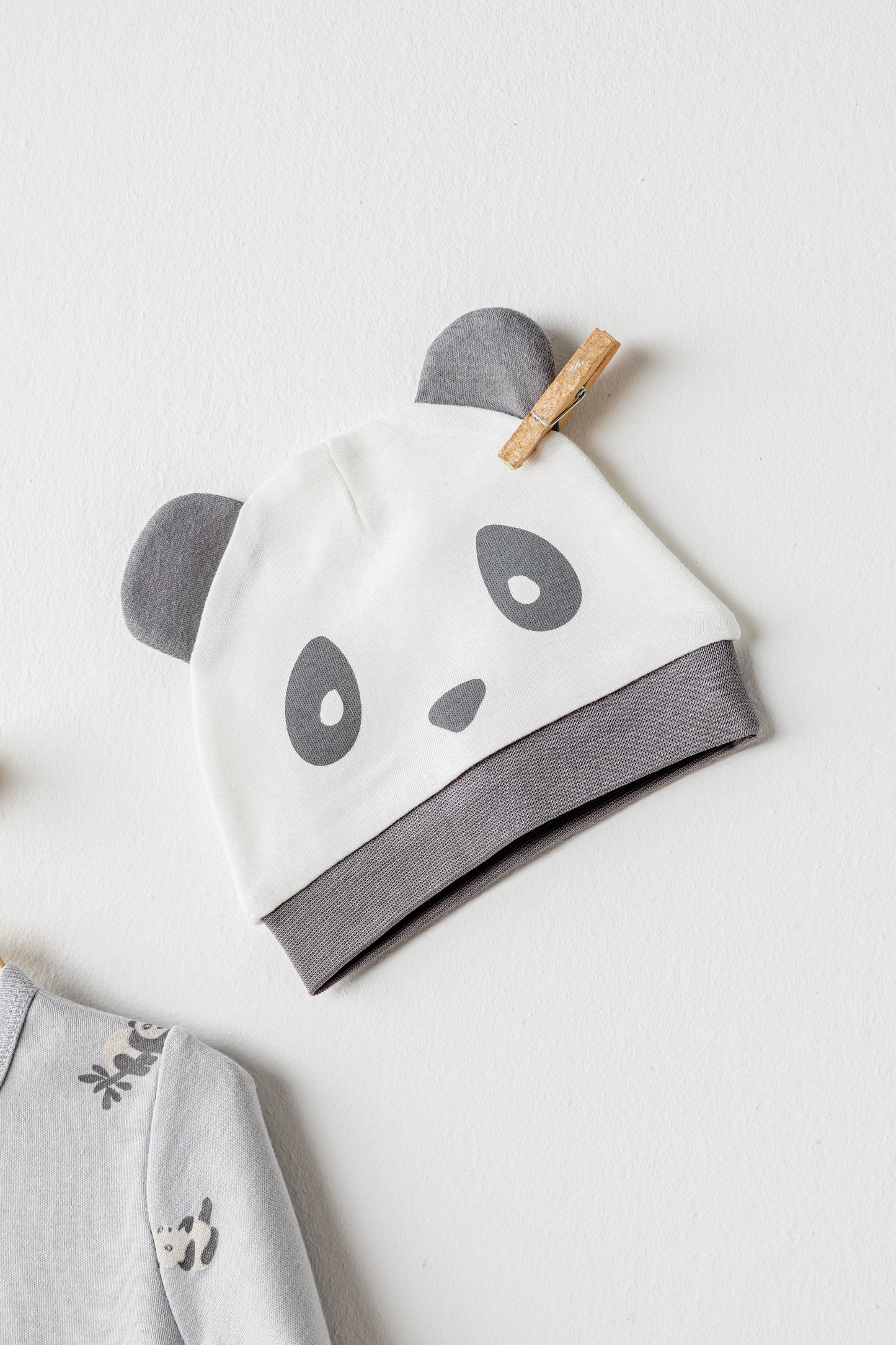 Set Shpihozë dhe Kapelë - "Aventurat e Pandës"