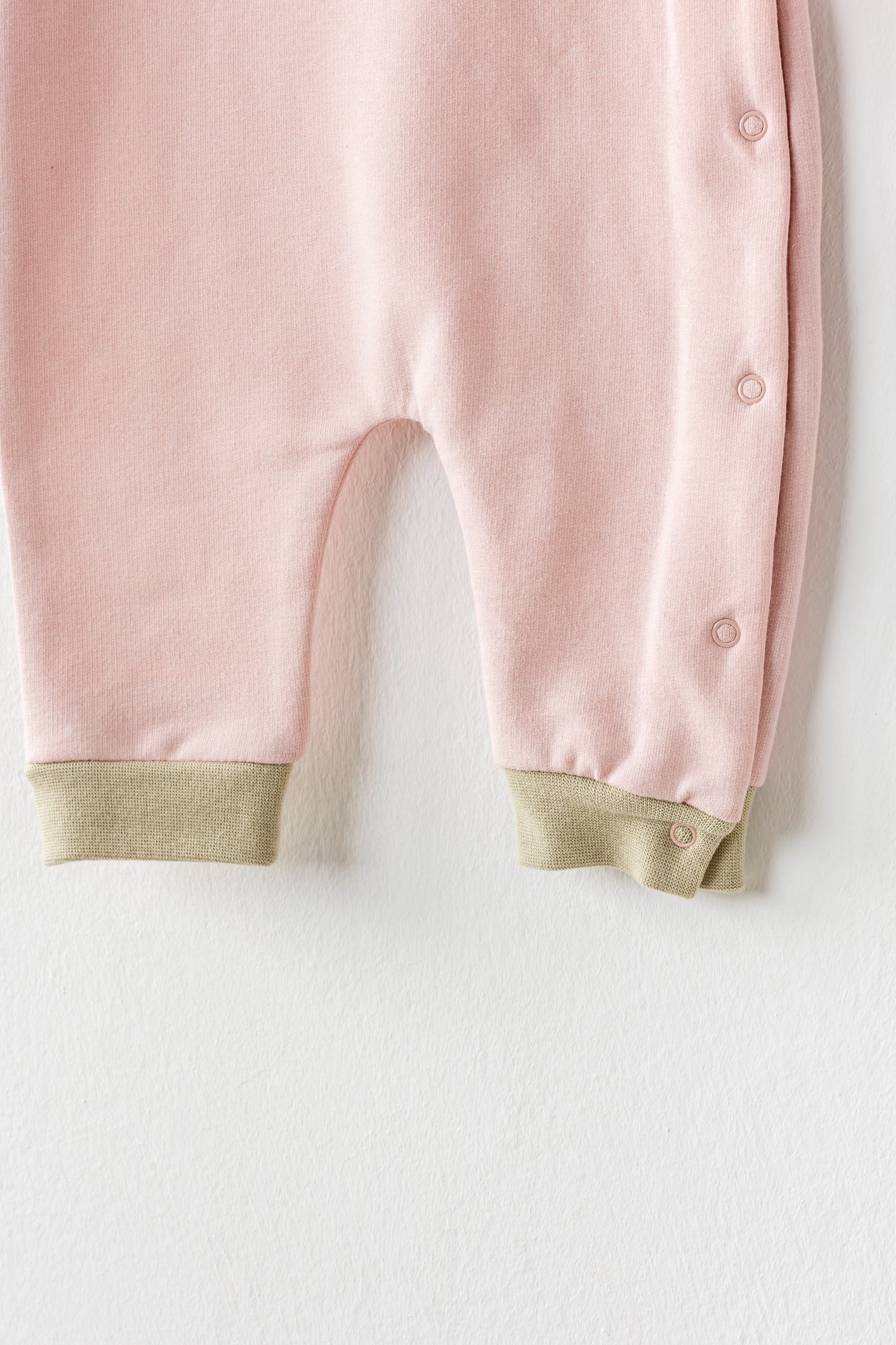 Romper i Butë me Lepurush