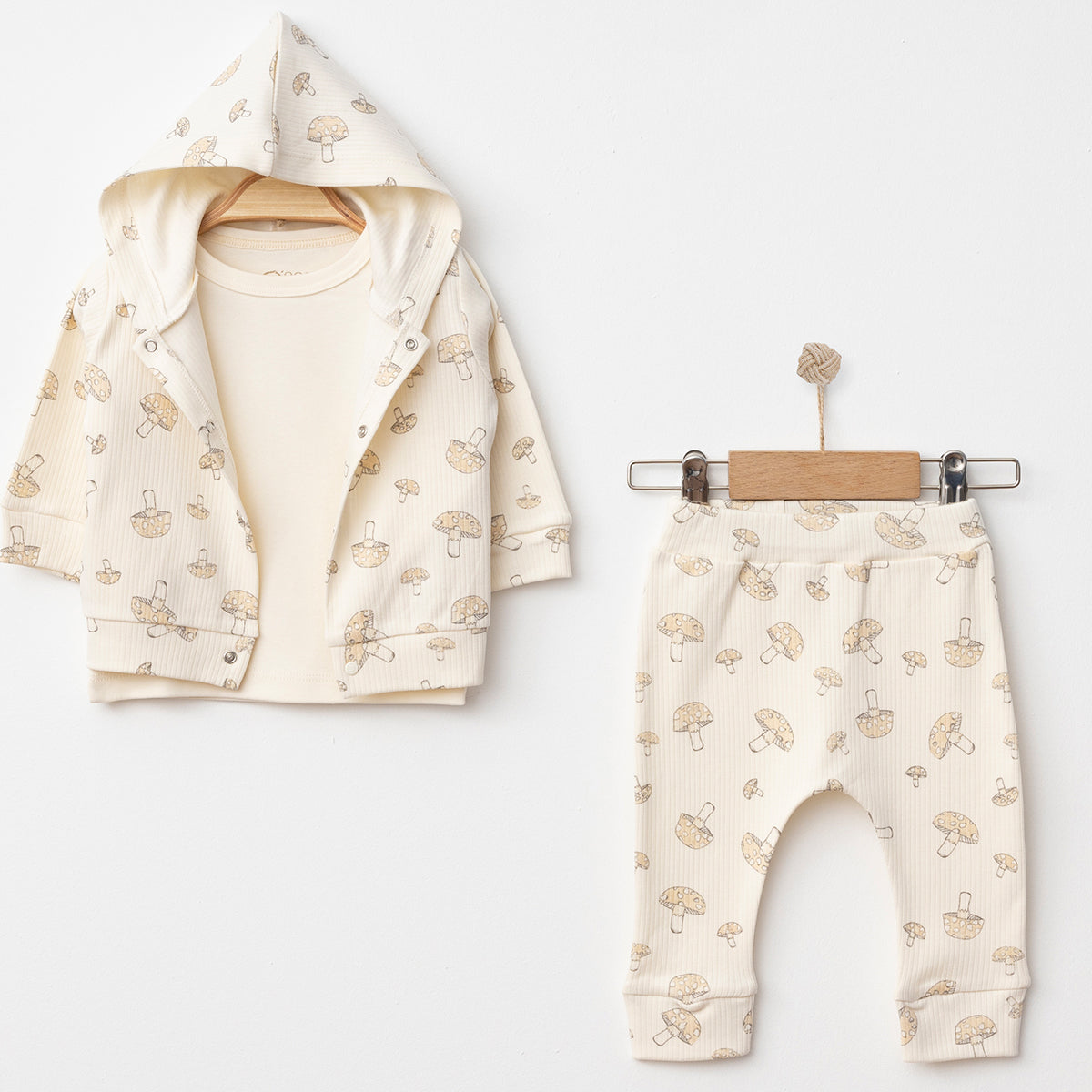 Set 3-Pjesësh me Dizajn Kërpurdhash