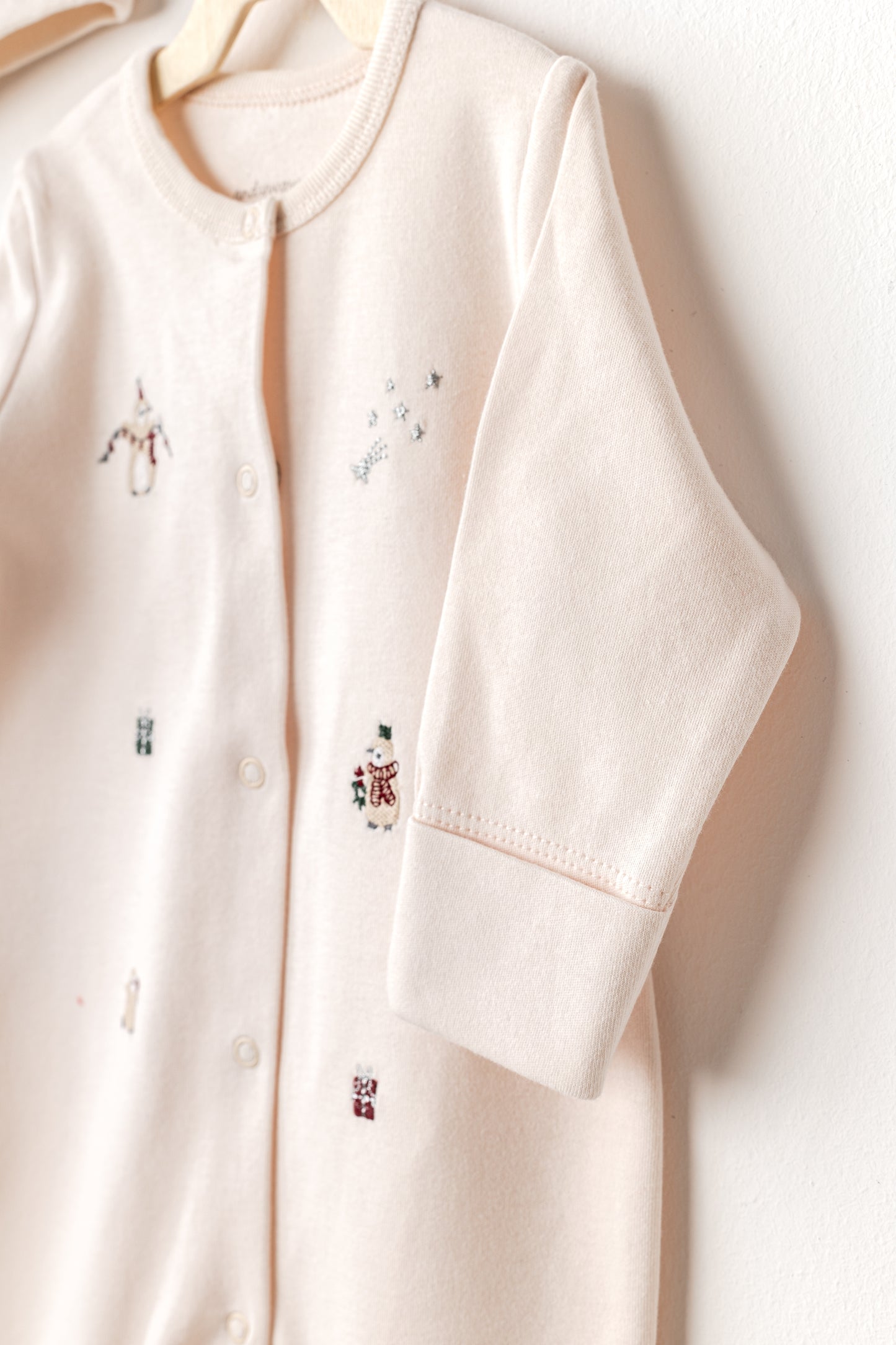 Shpihozë dhe Kapelë me motive Pinguini