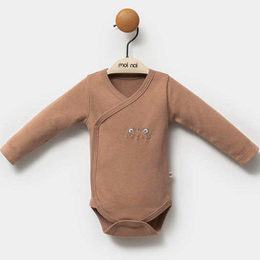 Benkicë me Mënge të Gjata